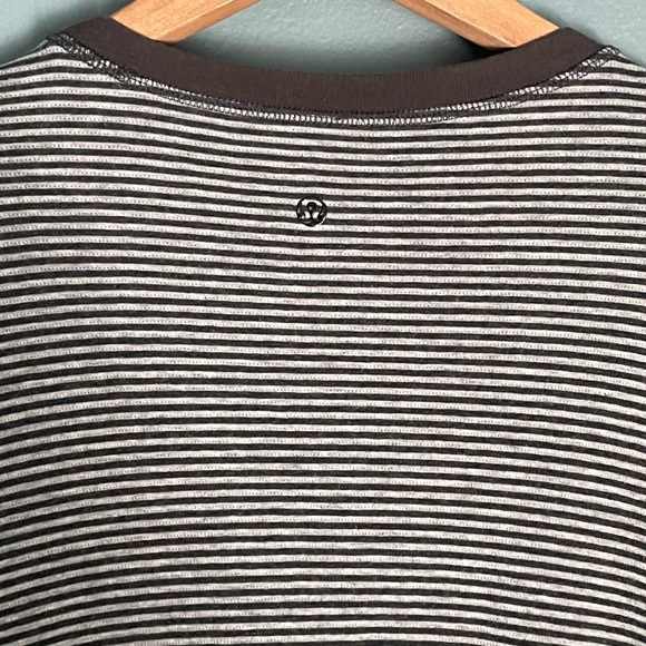 lululemon Organic Cotton Reversible Binary Long Sleeve Crew Shirt - Picture 11 of 13
